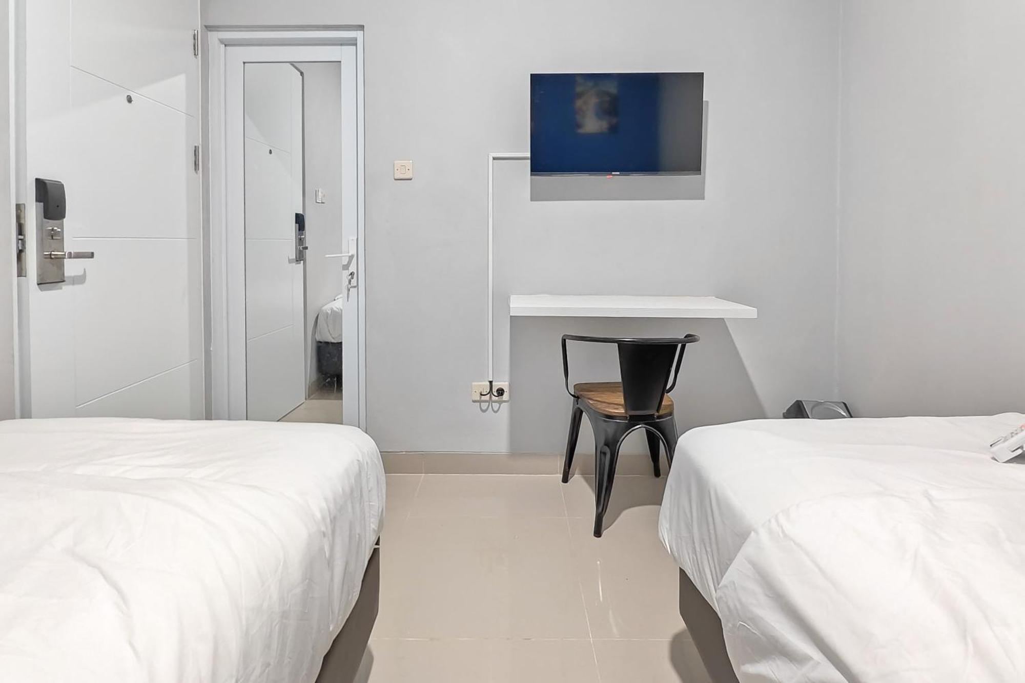 Urbanview Green Lake Sunter Residence Jakarta Ngoại thất bức ảnh