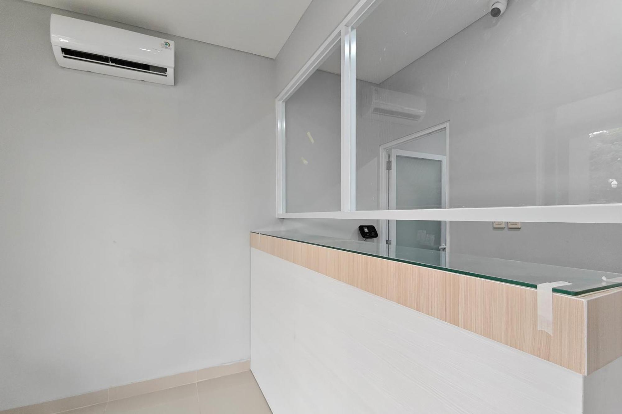 Urbanview Green Lake Sunter Residence Jakarta Ngoại thất bức ảnh